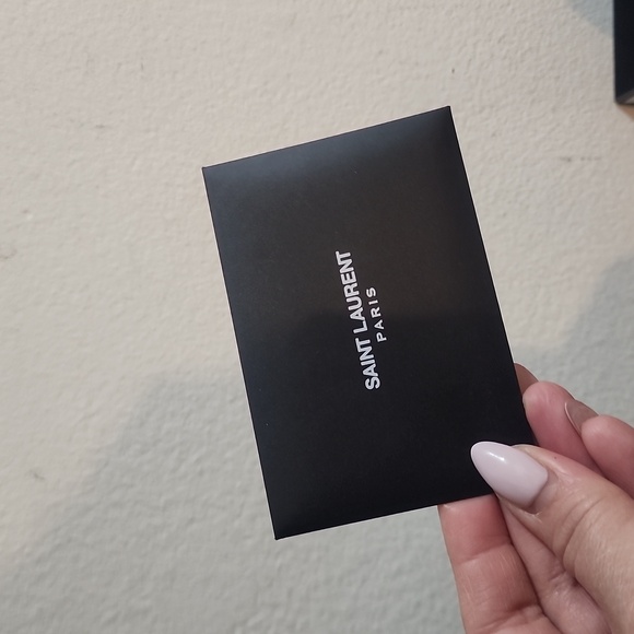 Ysl cardholder keychain..pre loved - Picture 11 of 11